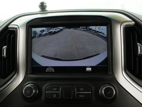 Used 2021 Chevrolet Silverado 3500 LT w/ Convenience Package image 21