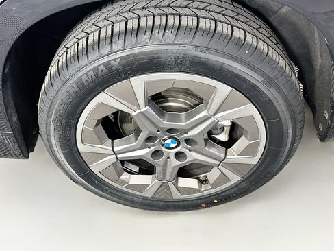 Used 2025 BMW X1 xDrive28i w/ Convenience Package image 11