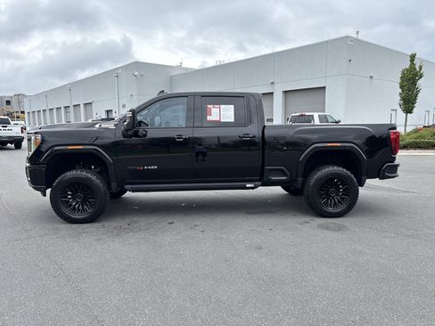 Used 2021 GMC Sierra 2500 AT4 w/ AT4 Premium Plus Package AWD/4WD image 6