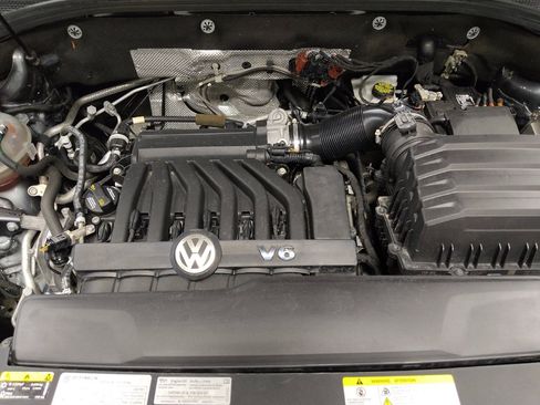 Used 2021 Volkswagen Atlas SE w/ Towing Package FWD image 30