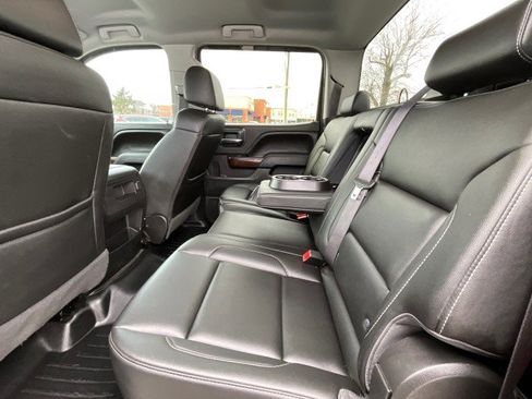 Used 2017 GMC Sierra 1500 SLT w/ SLT Premium Package image 32