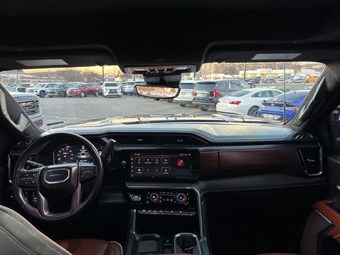 Used 2024 GMC Sierra 2500 Denali Ultimate w/ Max Trailering Package image 25