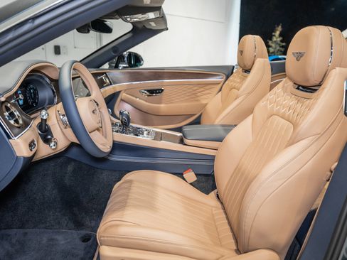 New 2026 Bentley Continental GTC image 19