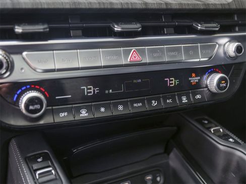 Used 2024 Kia Telluride SX image 27