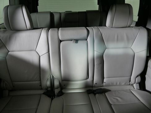 Used 2013 Honda Pilot Touring image 13