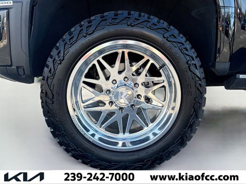 Used 2024 GMC Sierra 3500 Denali Ultimate image 41