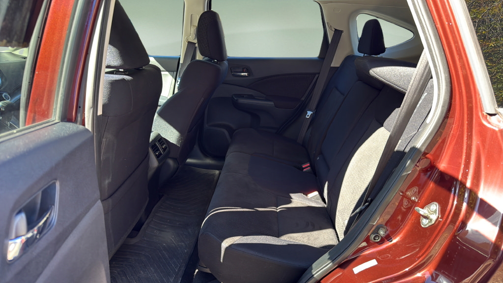 Used 2015 Honda CR-V EX image 16