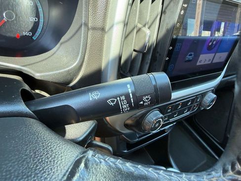 Used 2017 Chevrolet Colorado LT RWD image 15
