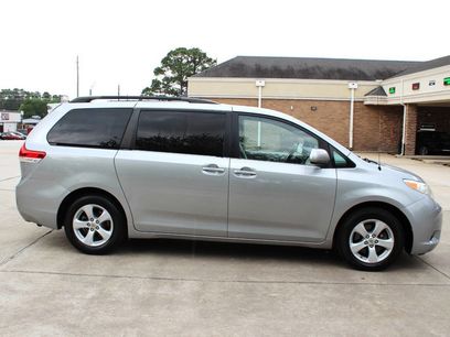 Used 2012 Toyota Sienna LE