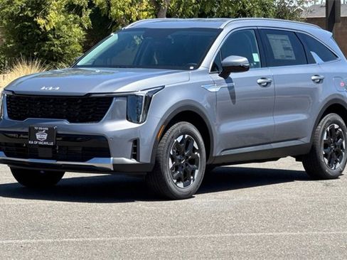 New 2025 Kia Sorento S image 8