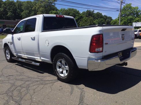 Used 2019 RAM 1500 Classic SLT AWD/4WD image 10