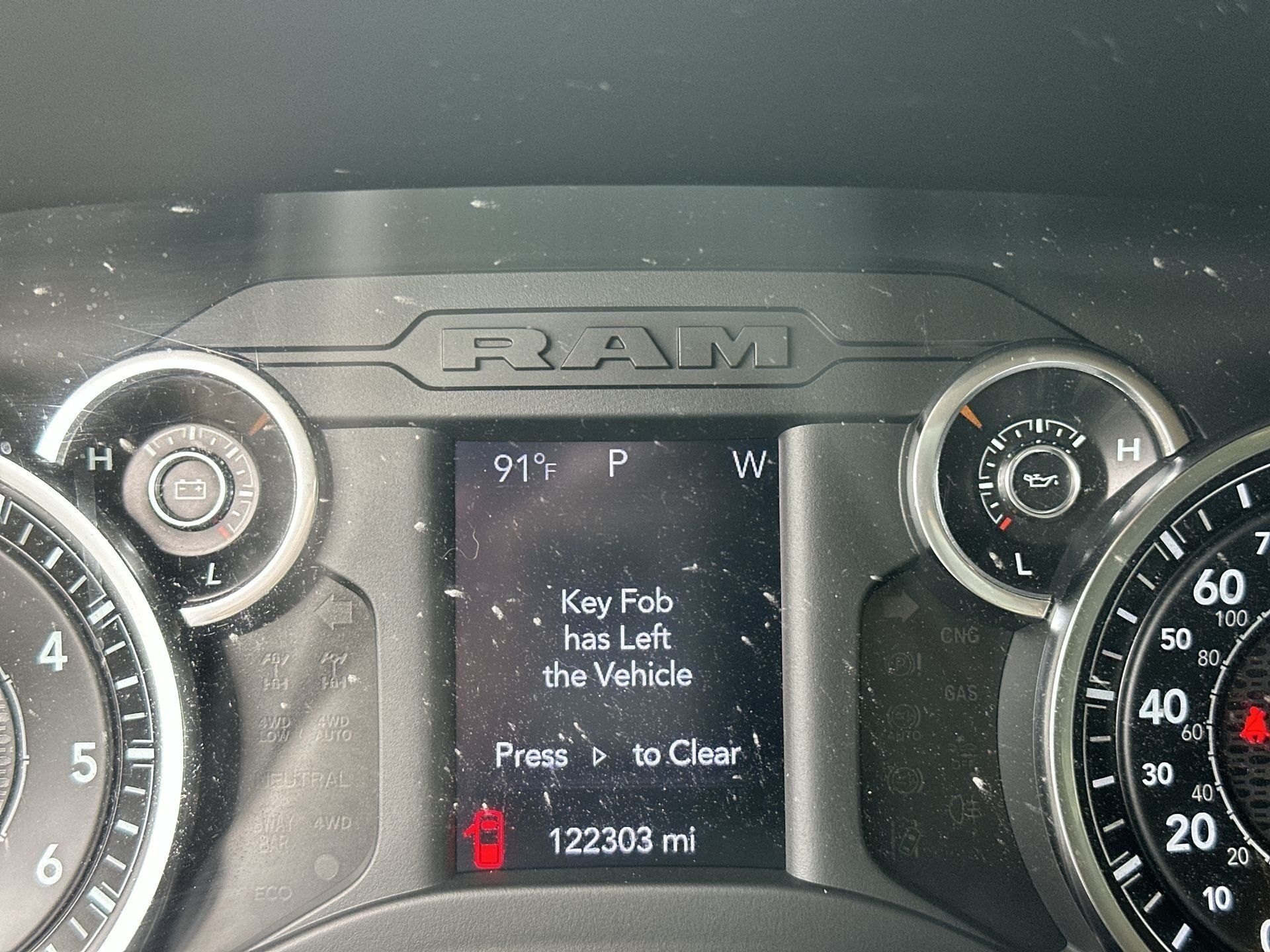 Used 2020 RAM 2500 Tradesman w/ Chrome Appearance Group RWD image 12