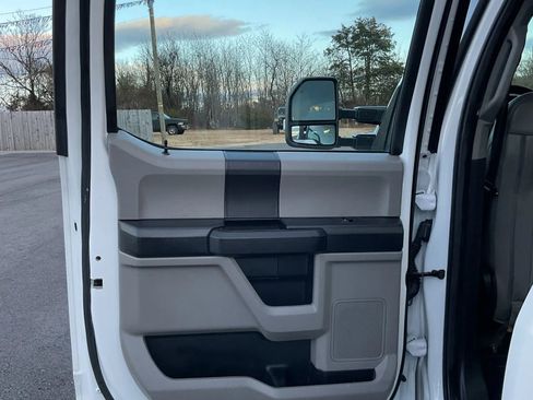 Used 2020 Ford F350 XL w/ Power Equipment Group image 47