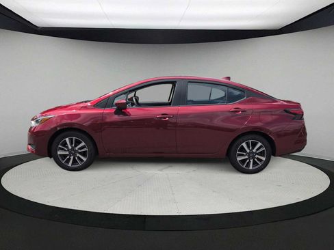 Used 2025 Nissan Versa SV FWD image 5