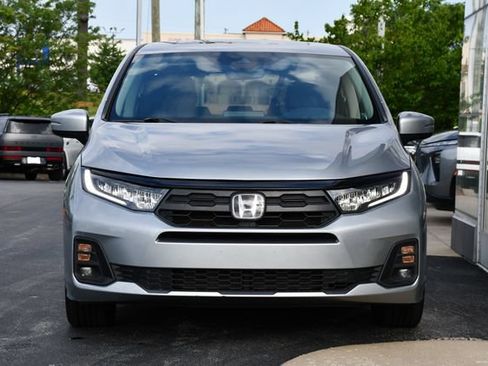 Used 2025 Honda Odyssey EX-L image 11