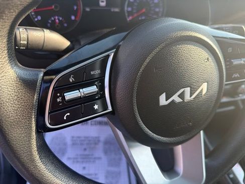 Used 2024 Kia Forte LXS FWD image 13