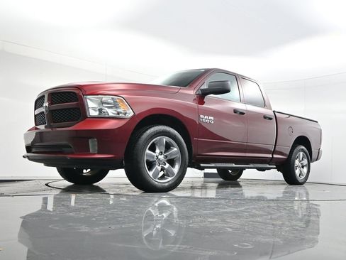 Used 2018 RAM 1500 Express w/ Express Value Package image 47