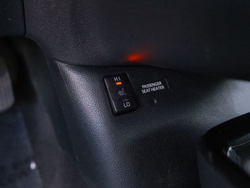 Used 2017 Toyota Prius Prime Advanced image 24