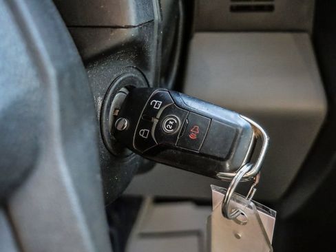 Used 2019 Ford F250 XL w/ STX Appearance Package AWD/4WD image 26