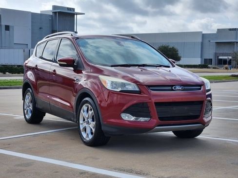 Used 2014 Ford Escape Titanium image 3