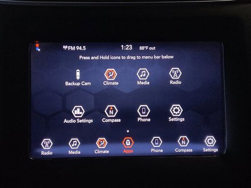 Used 2019 Jeep Cherokee Latitude Plus FWD image 25