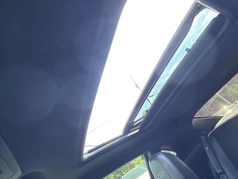 Used 2010 Chevrolet Camaro SS image 25