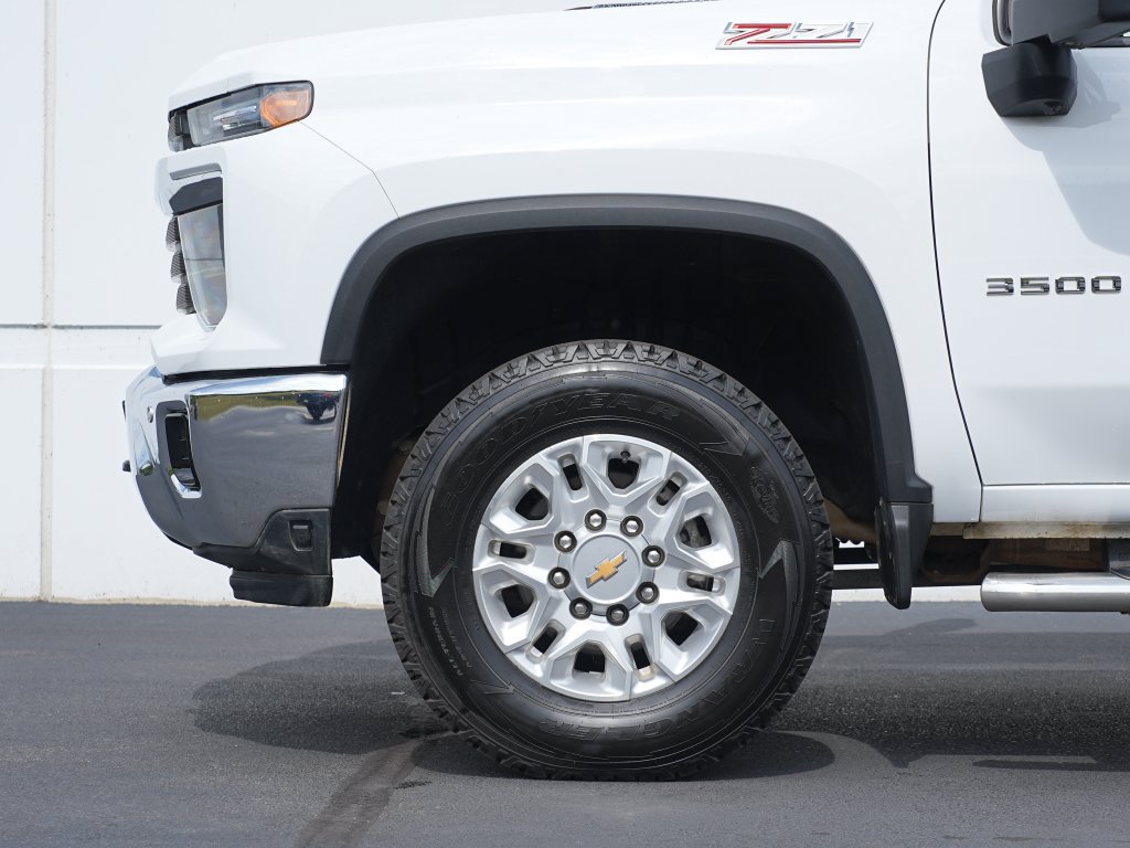 Certified 2025 Chevrolet Silverado 3500 LT w/ All Star Edition AWD/4WD image 11