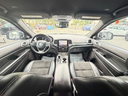 Used 2021 Jeep Grand Cherokee Laredo X AWD/4WD image 27