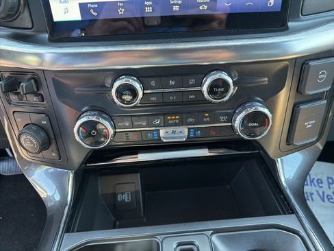 Used 2022 Ford F150 Lariat w/ Max Trailer Tow Package AWD/4WD image 25