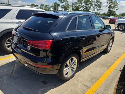 Used 2018 Audi Q3 2.0T Premium FWD image 4