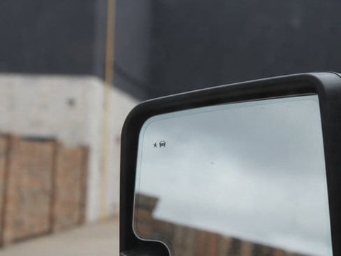 Used 2022 GMC Sierra 2500 AT4 w/ AT4 Preferred Package image 24