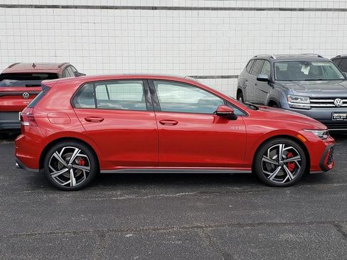 New 2026 Volkswagen GTI SE FWD image 2