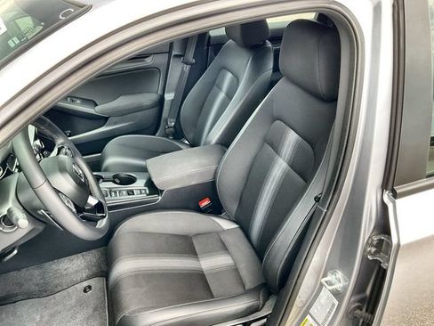 Used 2025 Honda Civic Sport image 19