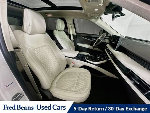 Certified 2022 Lincoln Nautilus Black Label AWD/4WD image 37
