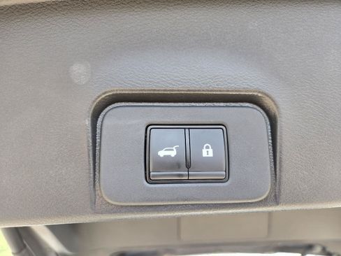 Used 2023 Nissan Rogue SL w/ SL Premium Package AWD/4WD image 10