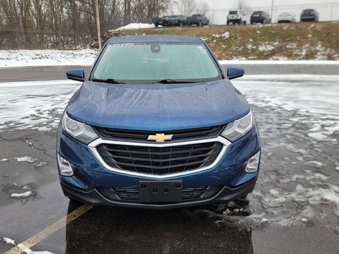 Used 2020 Chevrolet Equinox LT w/ Driver Convenience Package image 4