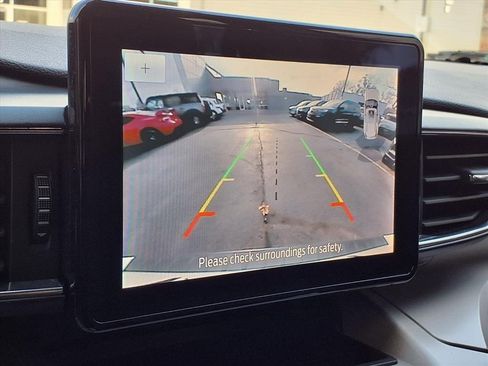 Used 2023 Ford Explorer XLT w/ Equipment Group 202A image 9