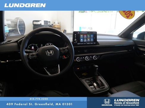 Used 2025 Honda CR-V Sport Touring image 17