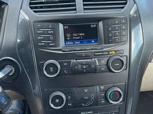 Used 2018 Ford Explorer 4WD image 14