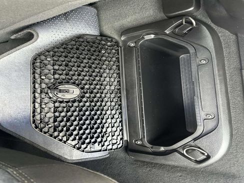 Used 2022 RAM 1500 Big Horn AWD/4WD image 25