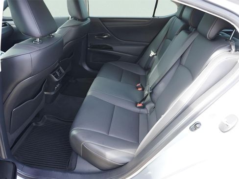 Used 2022 Lexus ES 350 w/ Premium Package FWD image 20