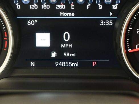 Used 2021 Chevrolet Tahoe Premier w/ Premium Package AWD/4WD image 16