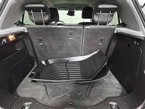 Used 2017 Chevrolet Trax LT w/ LT Convenience Package FWD image 28