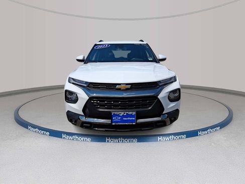 Certified 2023 Chevrolet TrailBlazer ACTIV w/ Sun and Liftgate Package FWD image 2
