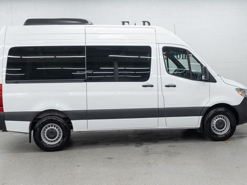 Used 2025 Mercedes-Benz Sprinter 2500 image 5