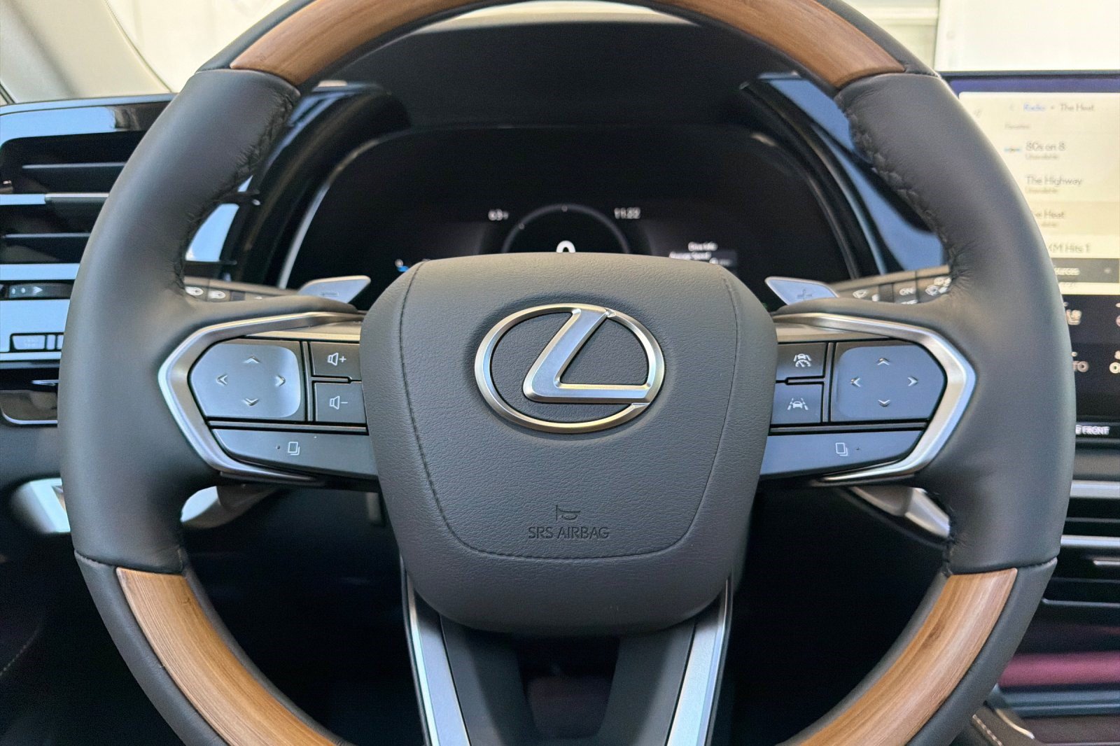 New 2026 Lexus RX 350 AWD/4WD image 21