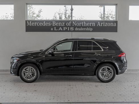 Certified 2025 Mercedes-Benz GLE 450 4MATIC image 2