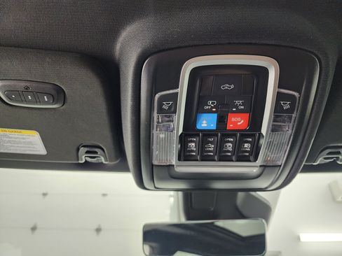 Used 2025 RAM 1500 Limited AWD/4WD image 61