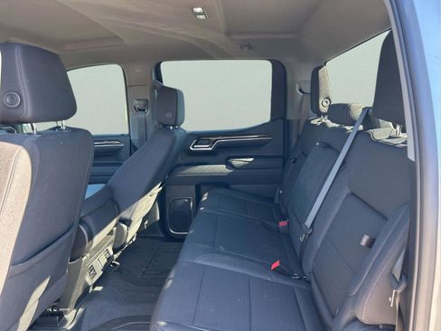 Used 2024 GMC Sierra 1500 Elevation image 12