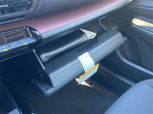 New 2026 Toyota Prius SE image 25